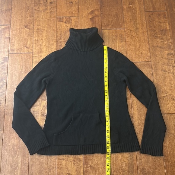 Banana Republic Turtle Neck Wool Blend Kangaroo Pocket Black Sweater Size M - Picture 2 of 8